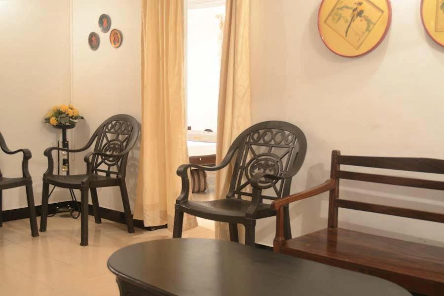 Emerald Castle Villa Madikeri Exteriör bild