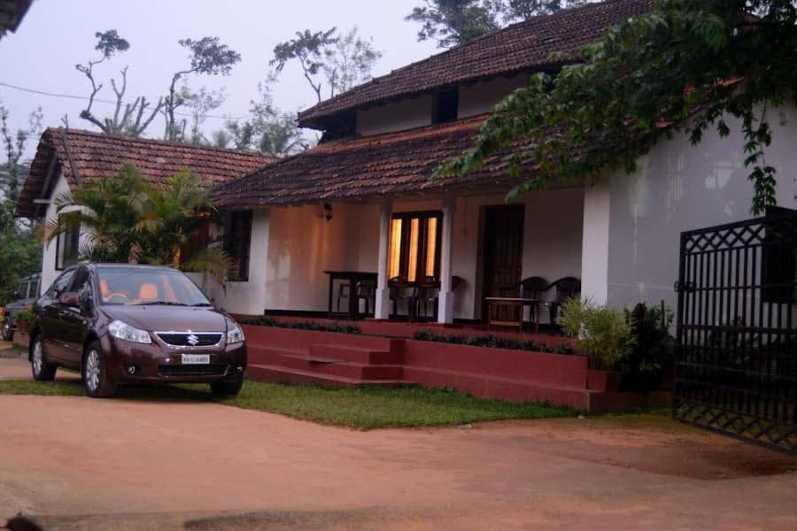 Emerald Castle Villa Madikeri Exteriör bild